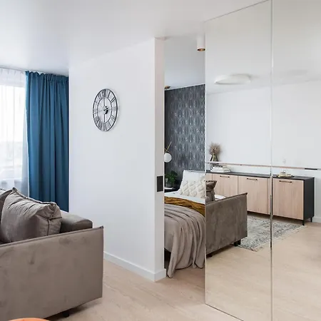 Near Gates Of Dawn / Modern 1 Bedroom / W/netflix Apartment Wilna